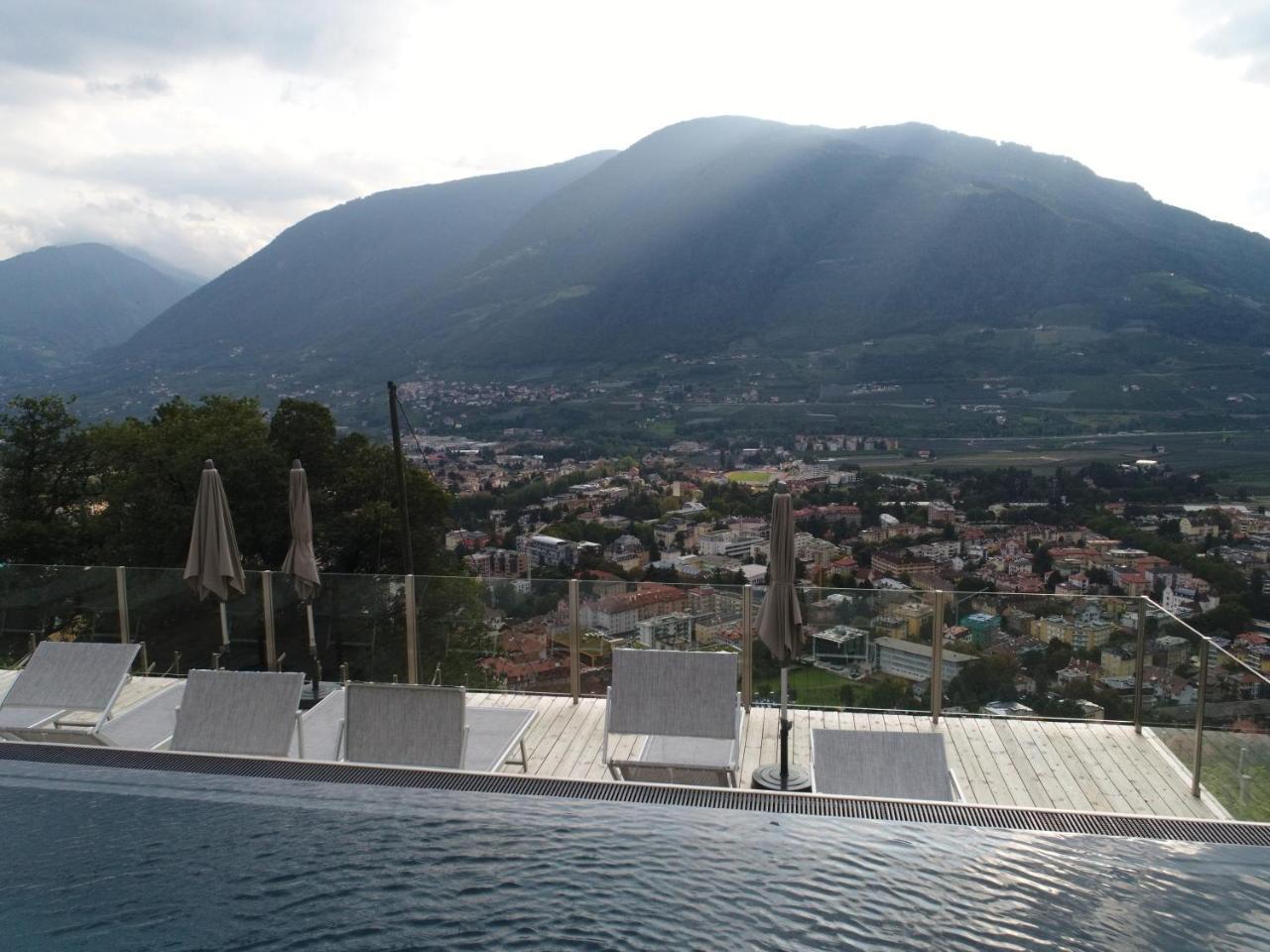 La Pergola Panoramasuites Tirolo Eksteriør billede